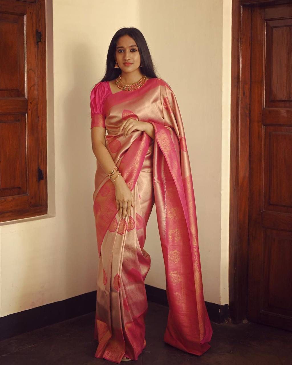 Janvi Peach Soft Silk Saree With Unique Blouse Piece – Zariknyaa