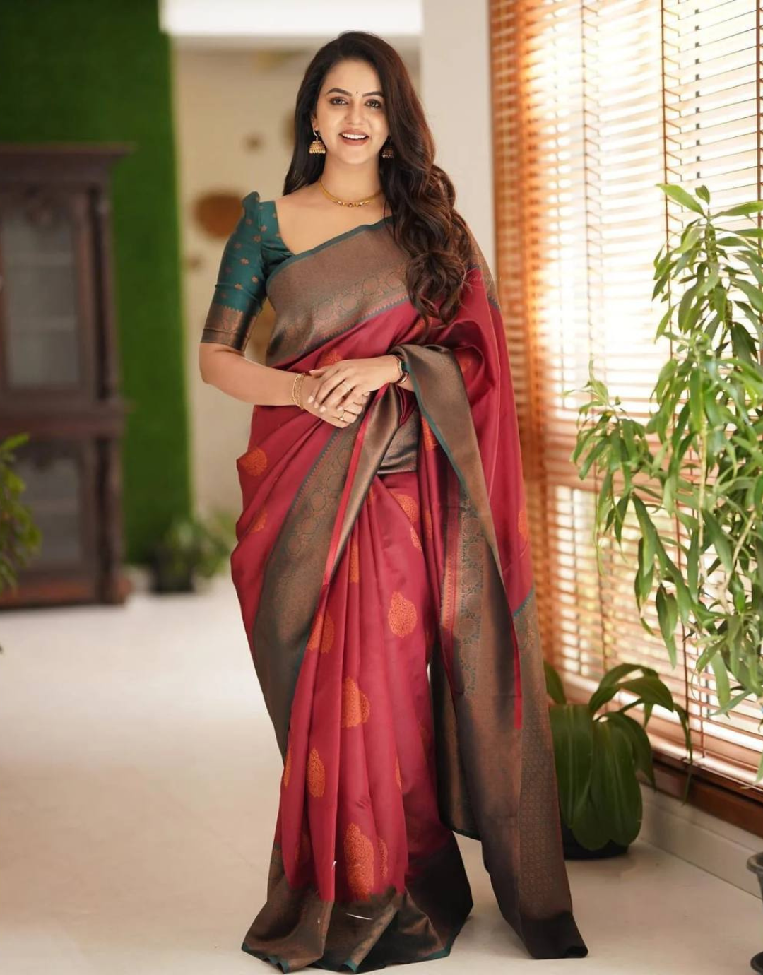 Buy online Kanjeevaram Soft Silk Saree With Meenakari Woven & Rich Pallu -  Red-AF1596