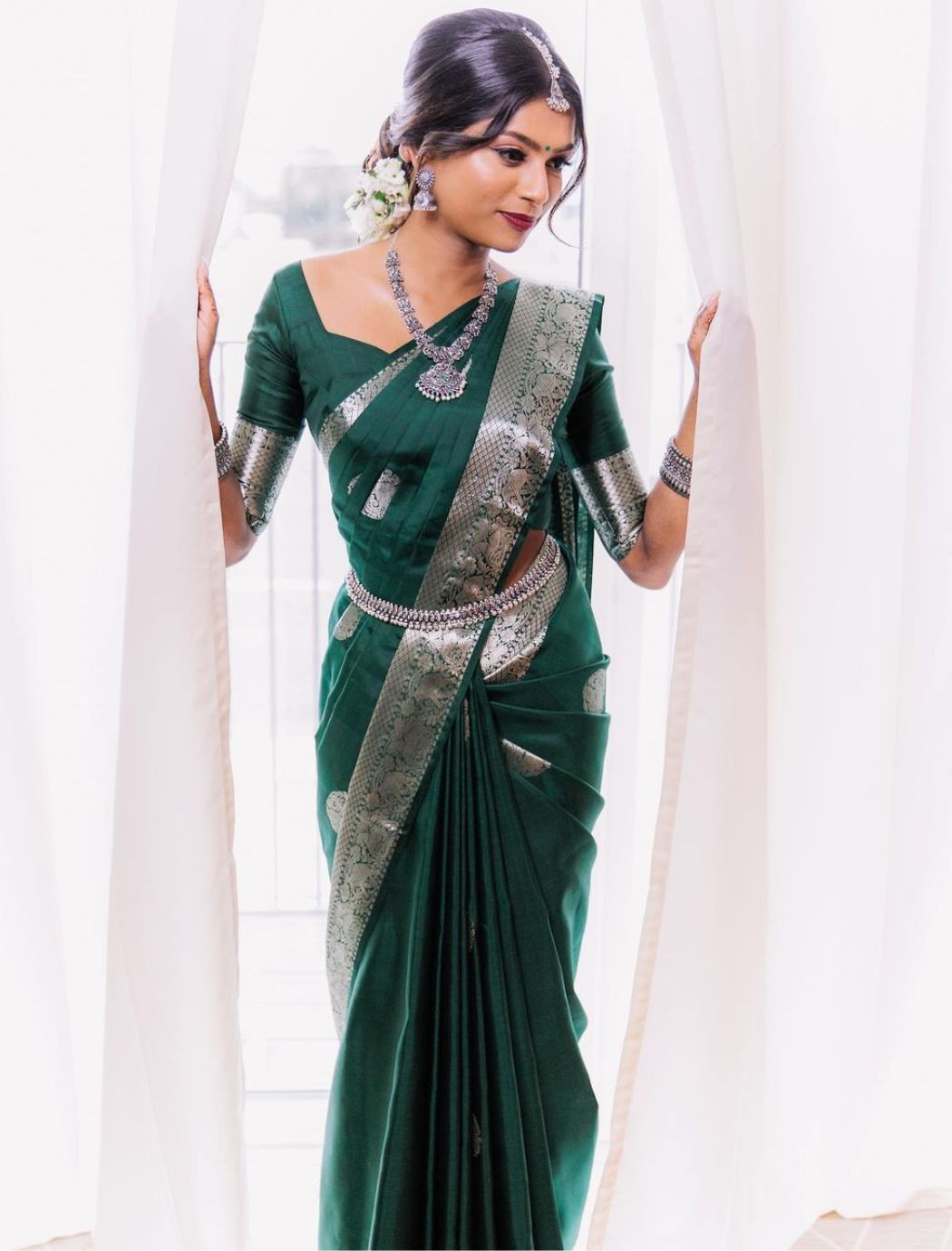 Elision Firozi Kanjivaram Silk Saree With Comely Blouse Piec