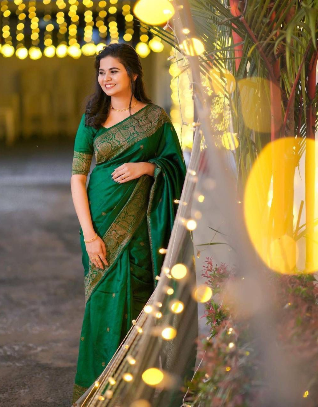 Shop Dark Green Tussar Banarasi Saree Online in USA with Zari Buta – Pure  Elegance