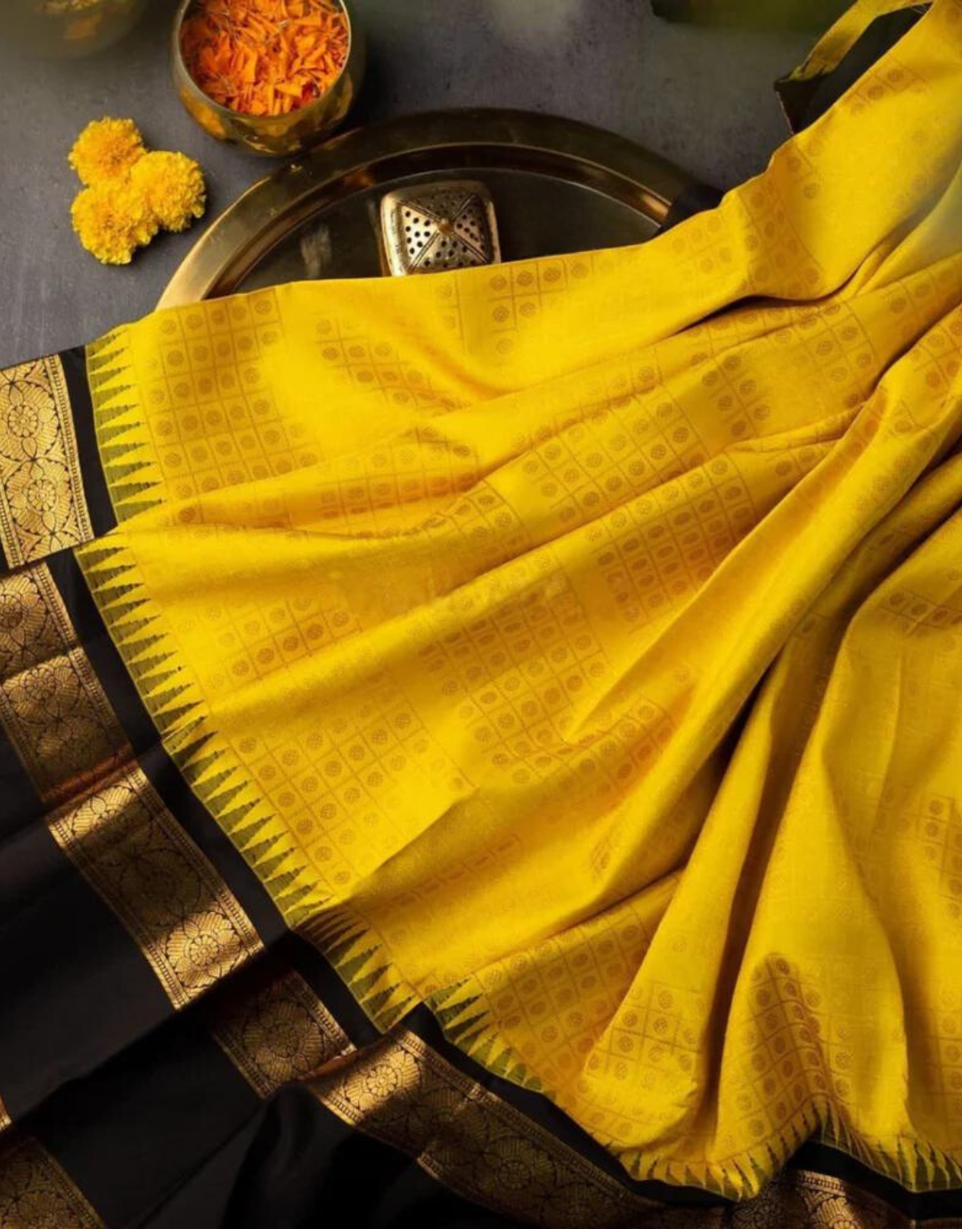 Maya Yellow-Black Kanchipuram Saree