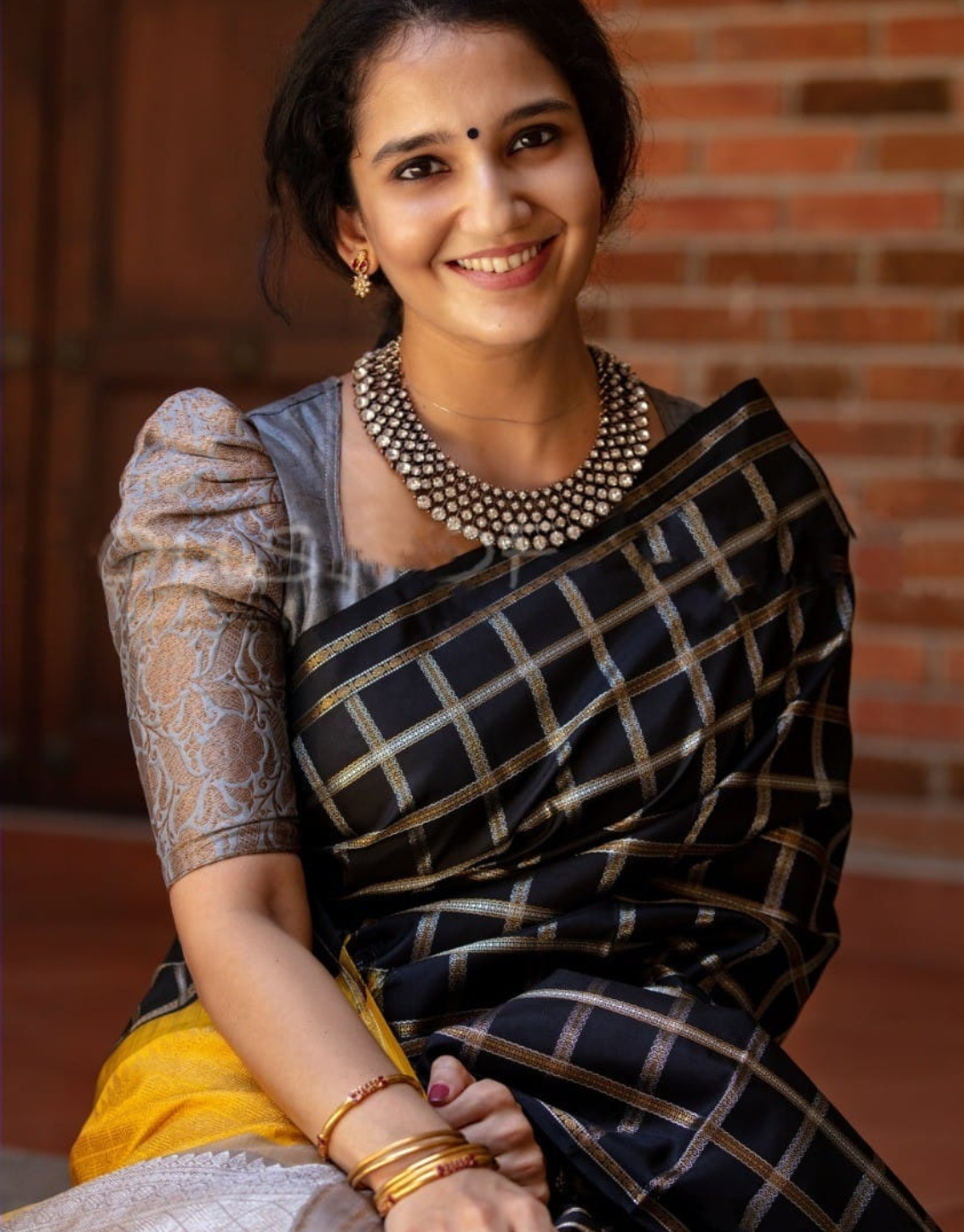 Pin by priya bissoondoyal on Quick saves | Saree blouse designs latest,  Cotton saree designs, Indian saree blouses designs