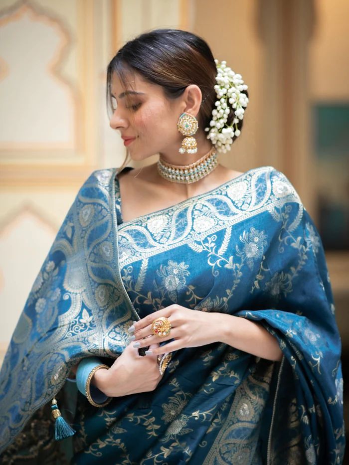Hema RamaGreen Banarasi Silk Saree