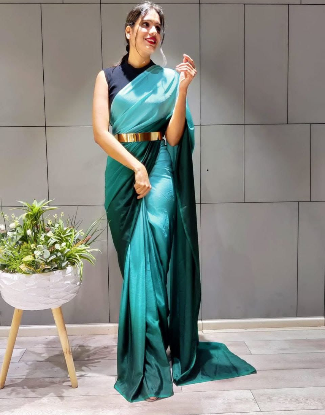 Riya Ramagreen 1-Minute Ready To Wear Soft Silk Saree
