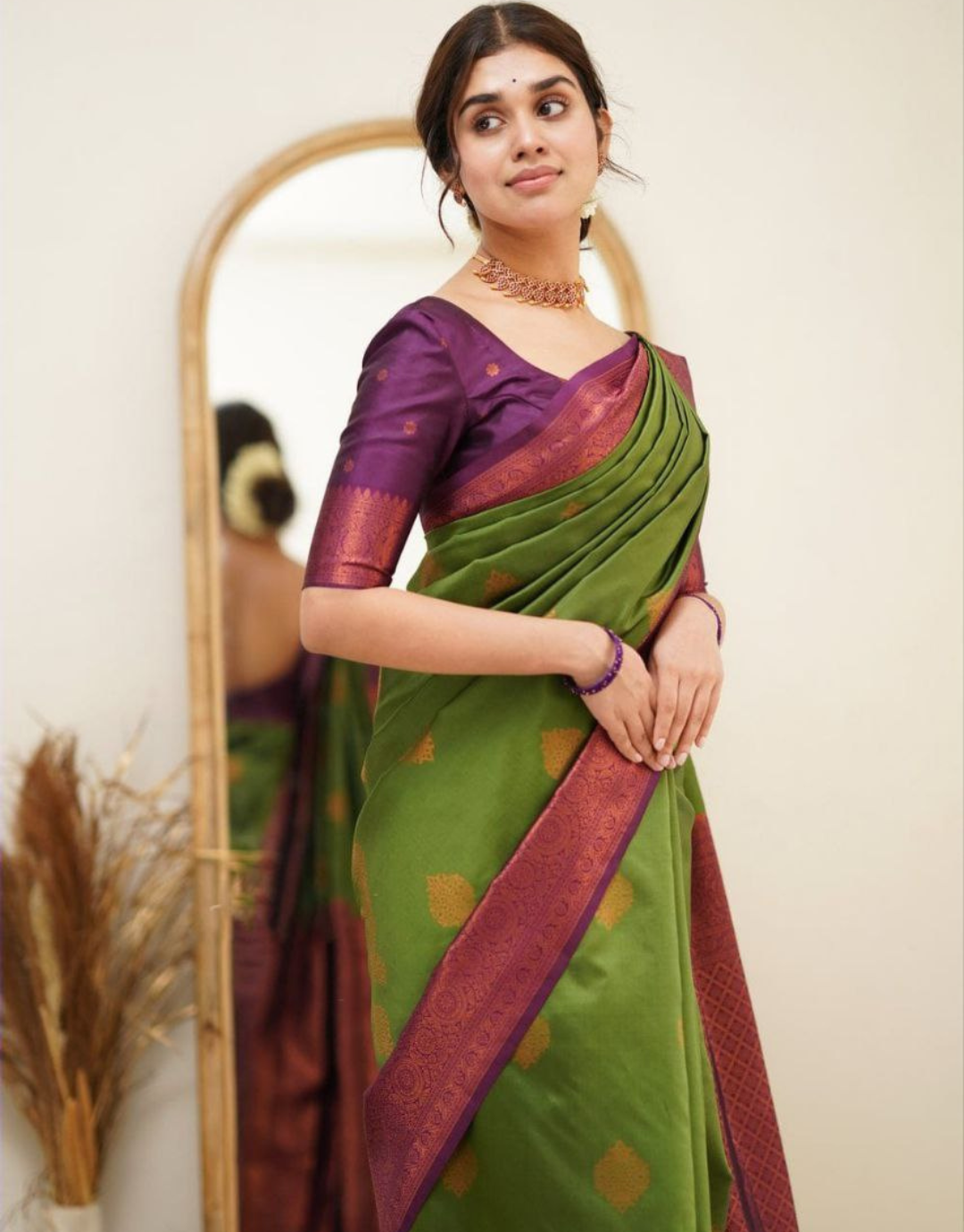 Mahira Green Soft Silk Saree – Zariknyaa