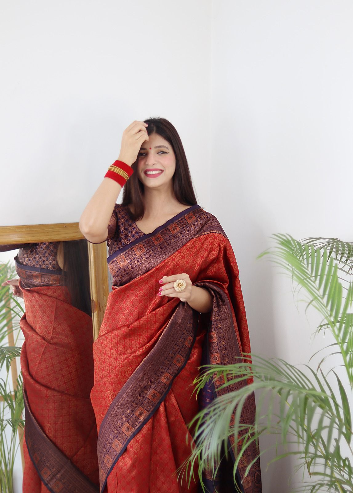 Buy SGF11- Women's Kanjivaram Soft Silk Saree With Blouse Piece (Maroon  Silver) at Amazon.in