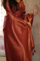 Tamanna Maroon Kanchipuram Silk Saree With Charming Blouse Piece