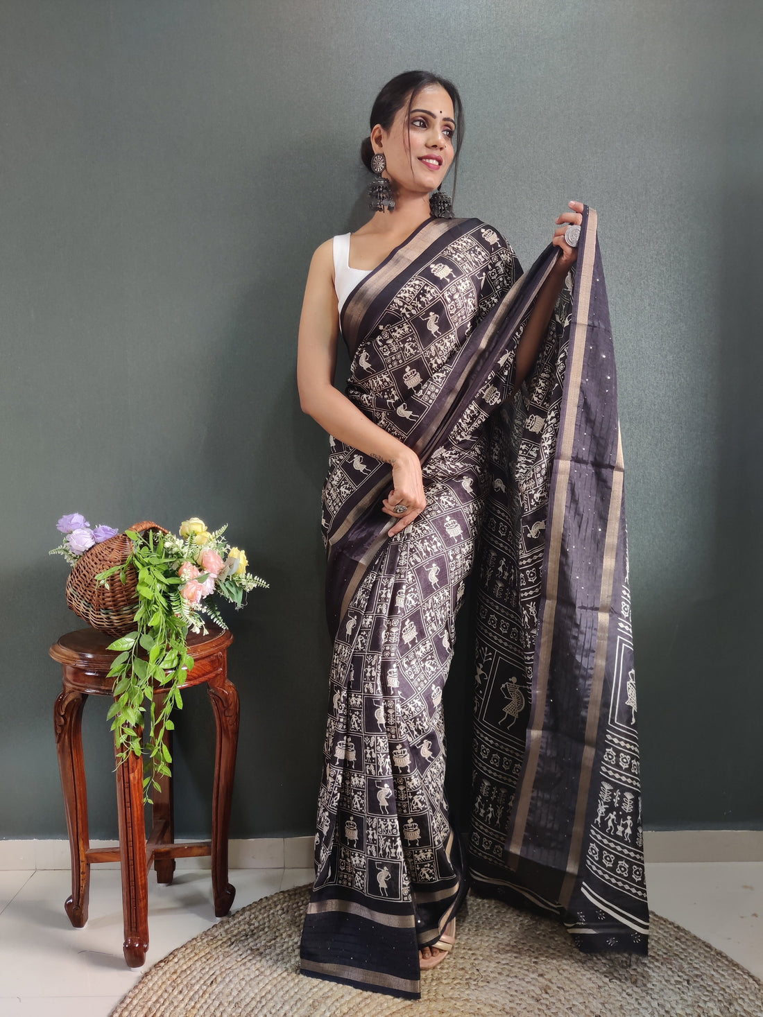 1-Min Ready To Wear Latest Shriivanta Design Saree – Black