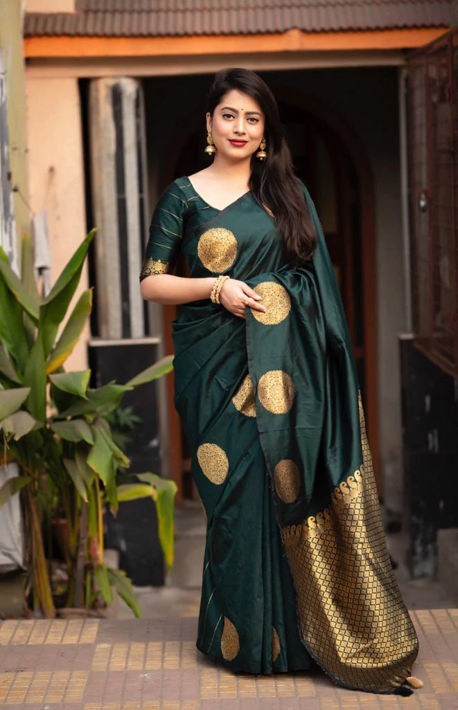 GREEN-Golden  Butta Traditional Kanchi Soft Silk Sari With Attached Blouse