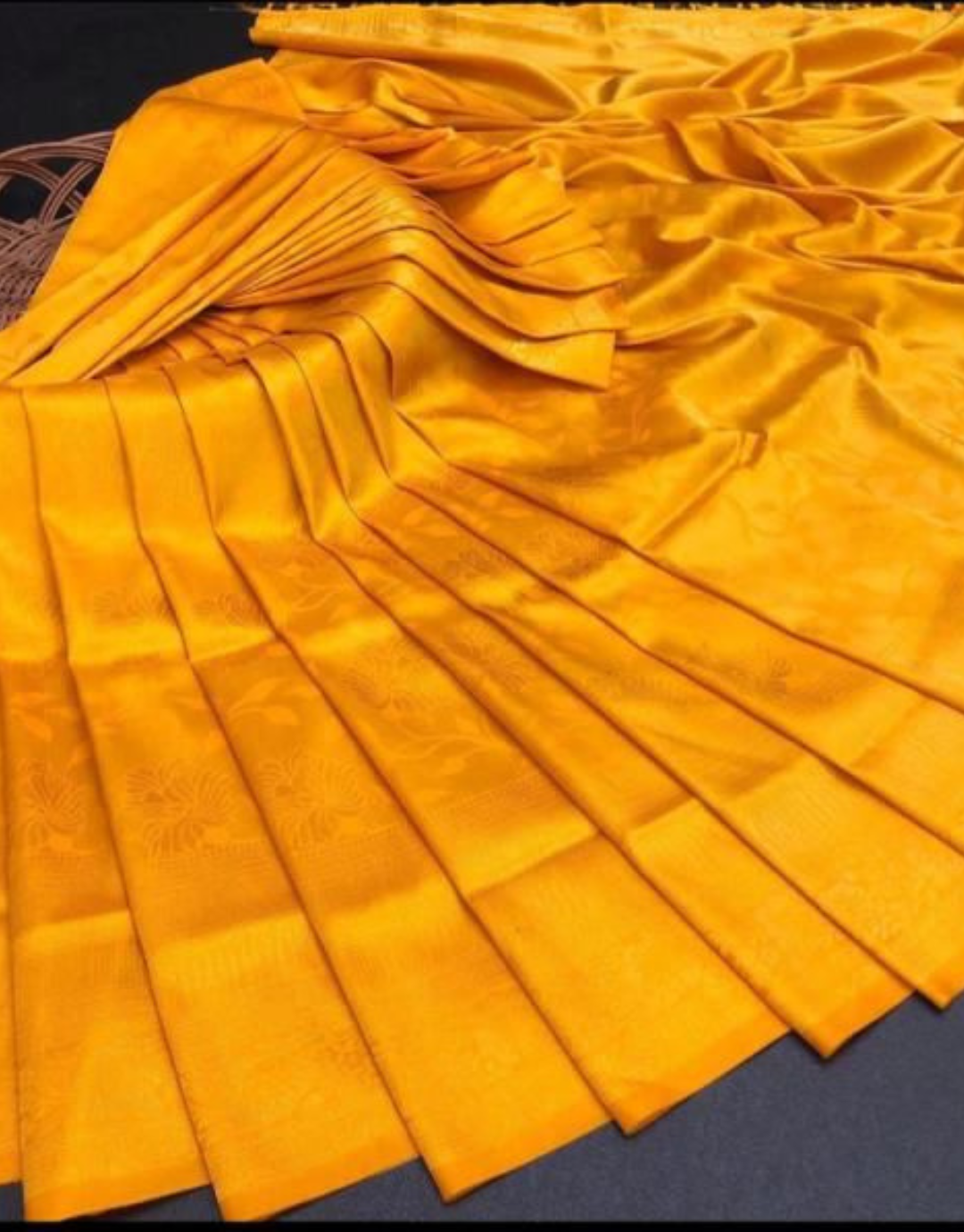 Neeti Yellow Kanchipuram Soft Silk Saree – Zariknyaa