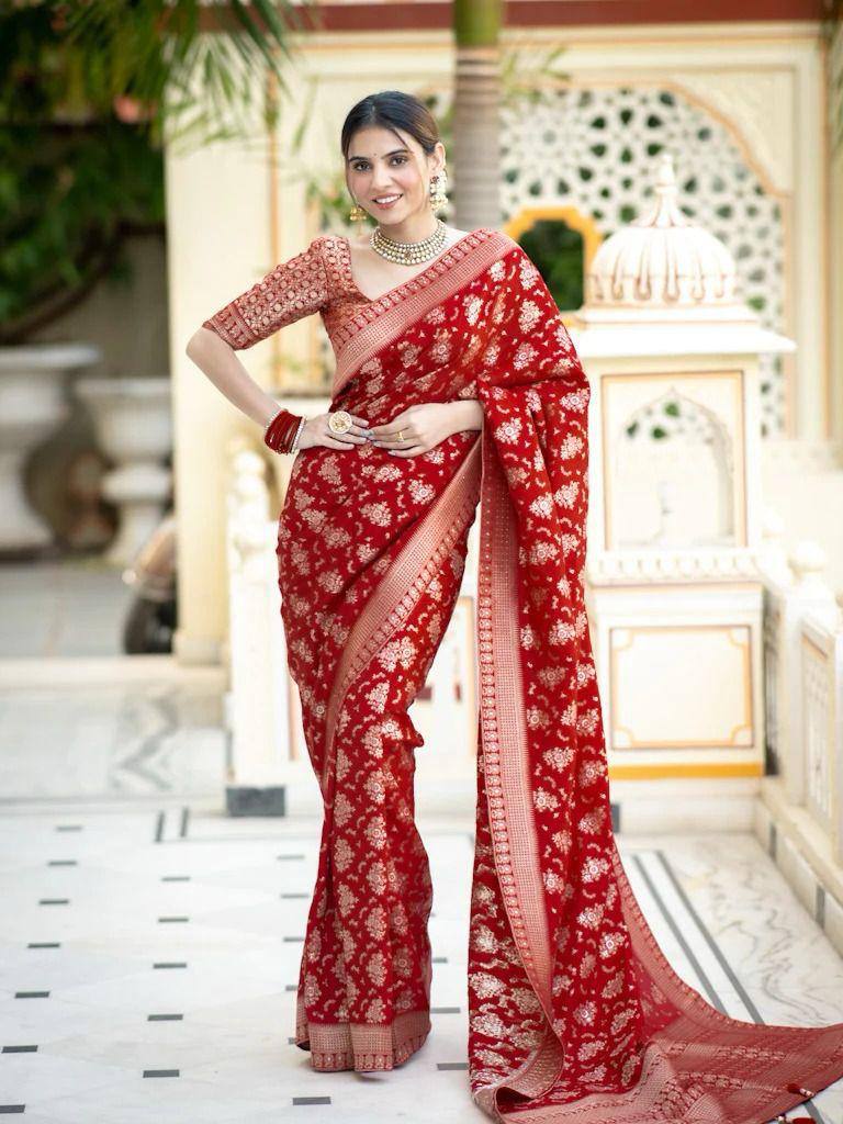 Jamsa Red Banarasi Silk Saree With Attractive Blouse Piece