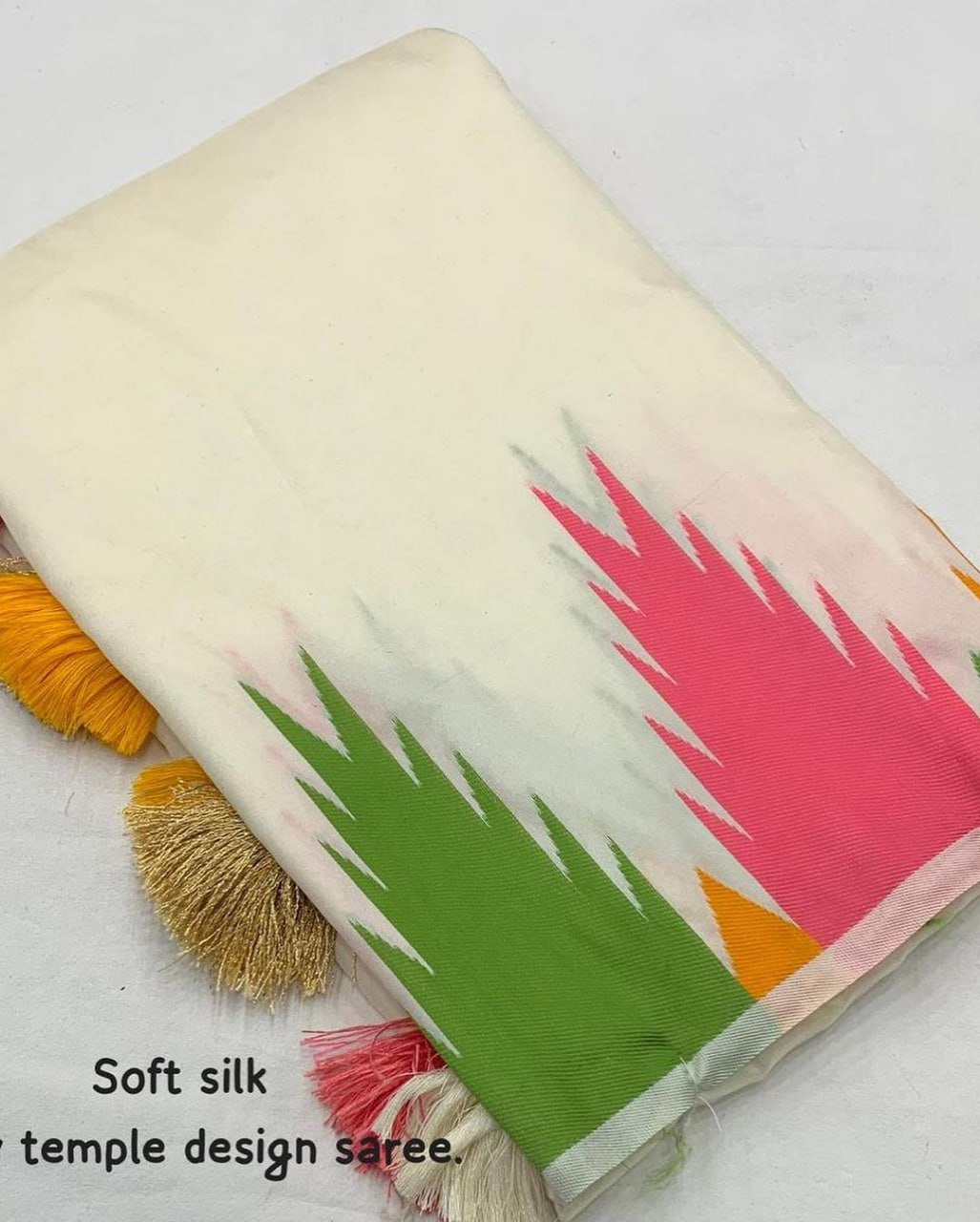 Minjyauu White  Soft Silk Saree With Attached Blouse