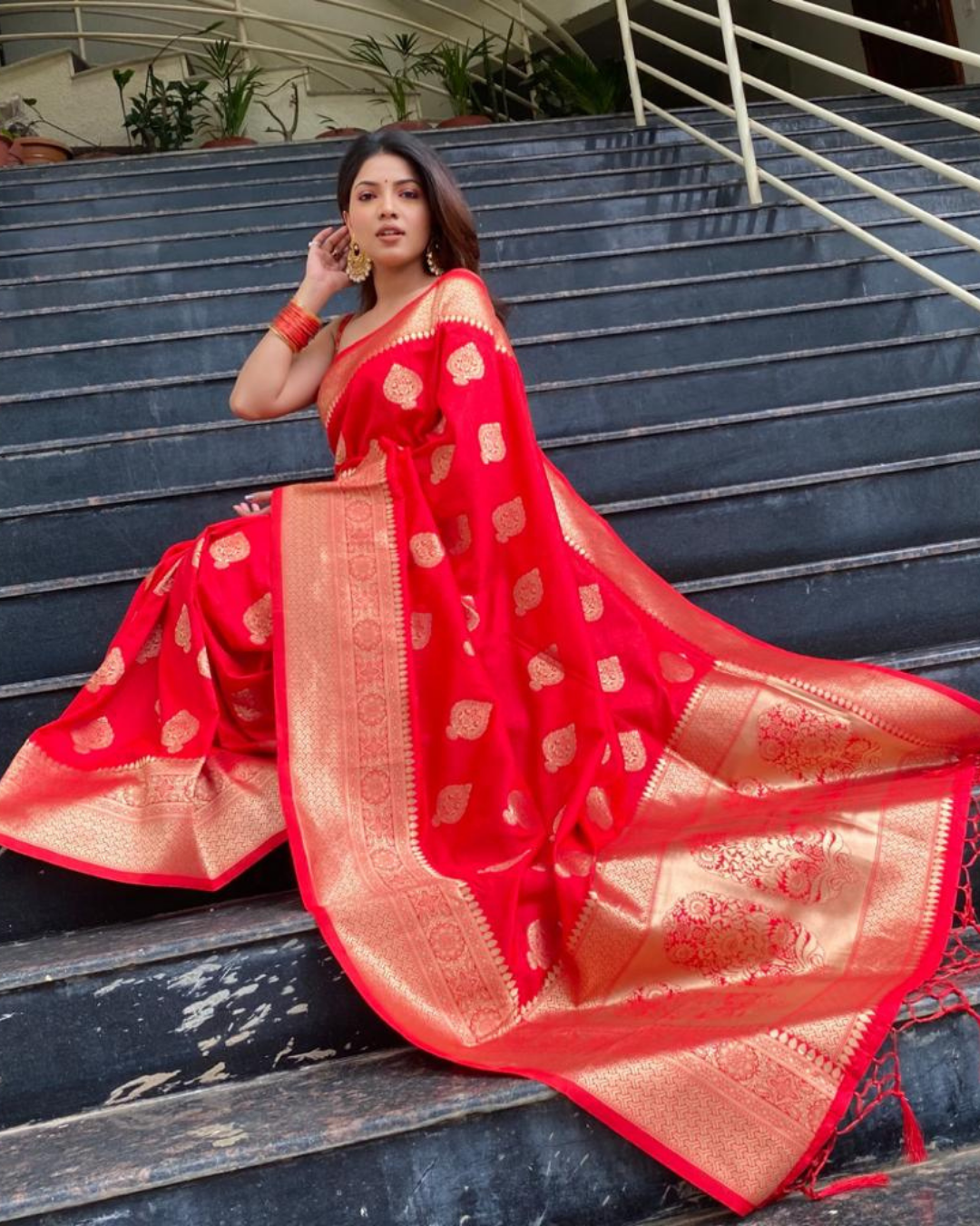 Nivedita Red Heavy Quality Pure Soft Silk Sari With Attached Blouse