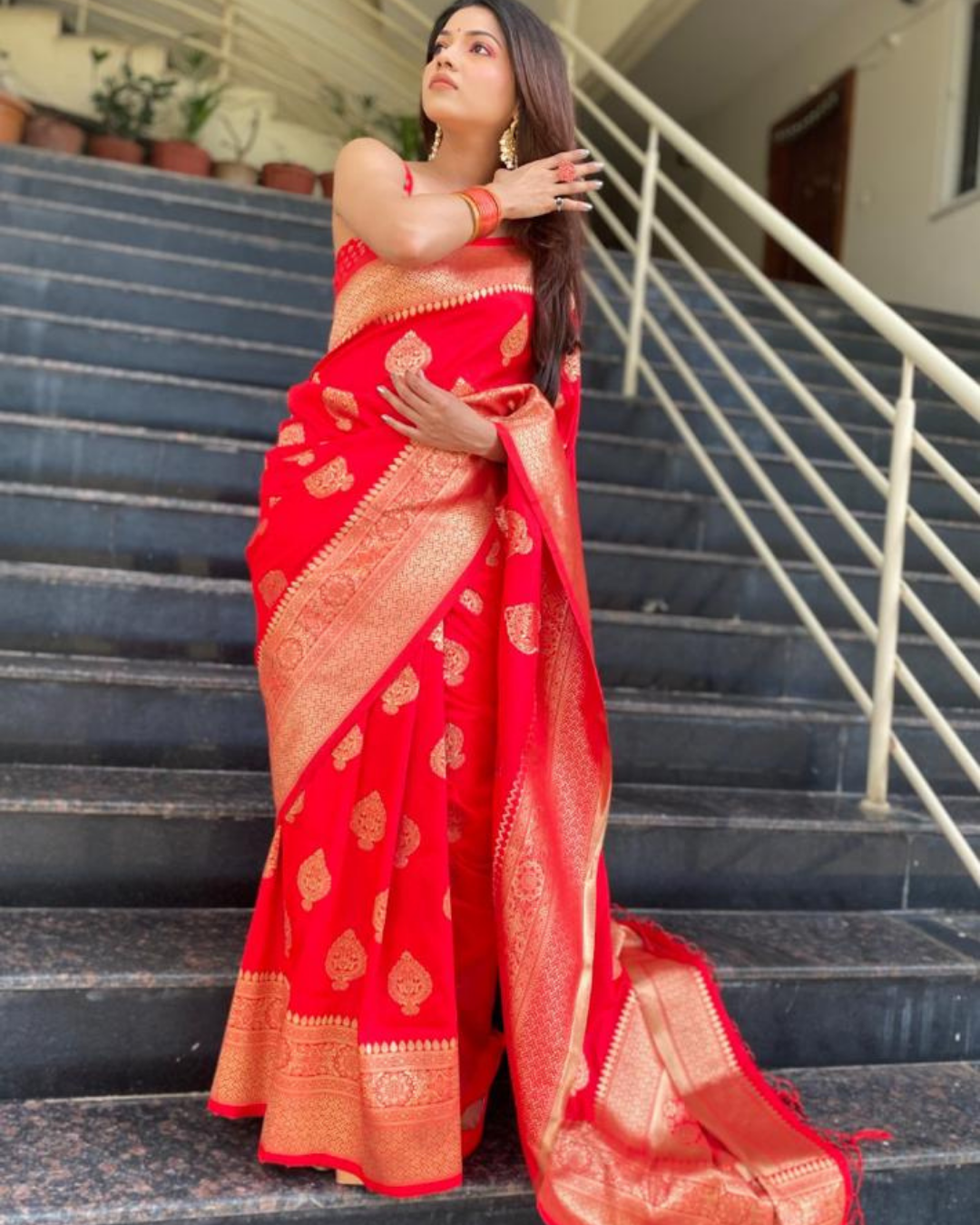 Red Heavy Chiffon Printed Saree – Leemboodi