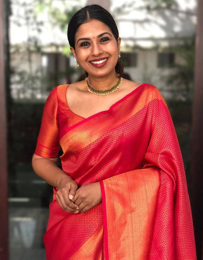 Bindu Red Kanchipuram Silk Saree