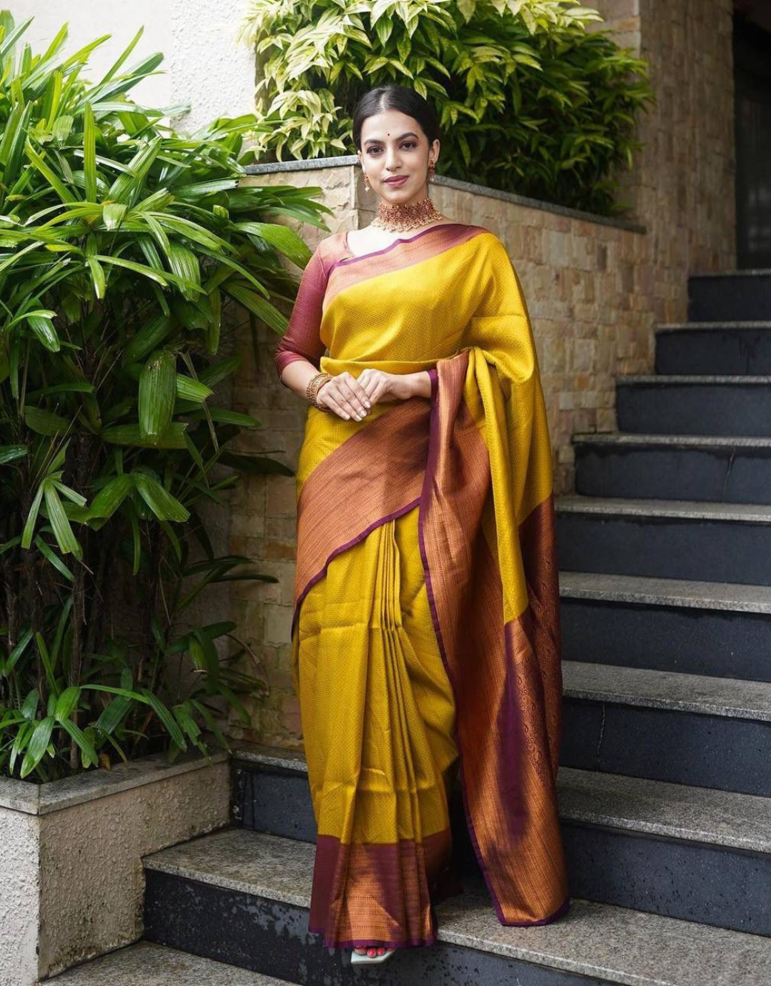 Yellow Maroon Traditional Soft Silk Saree With Attached Blouse 