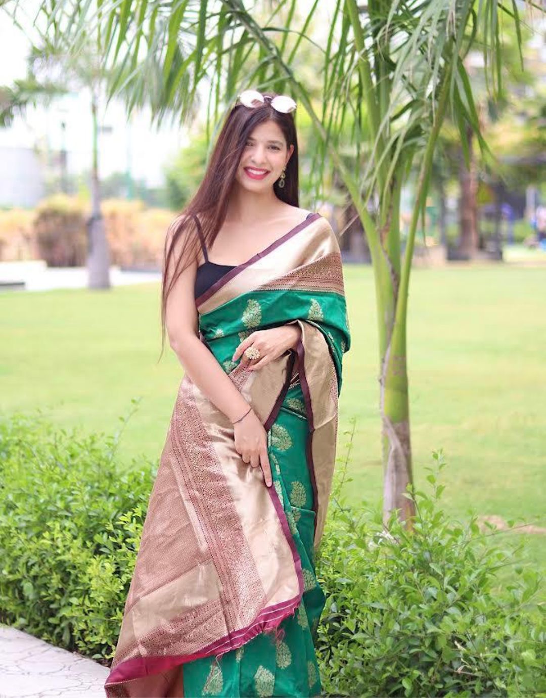 Dark Green Saree – Priyal Bhardwaj