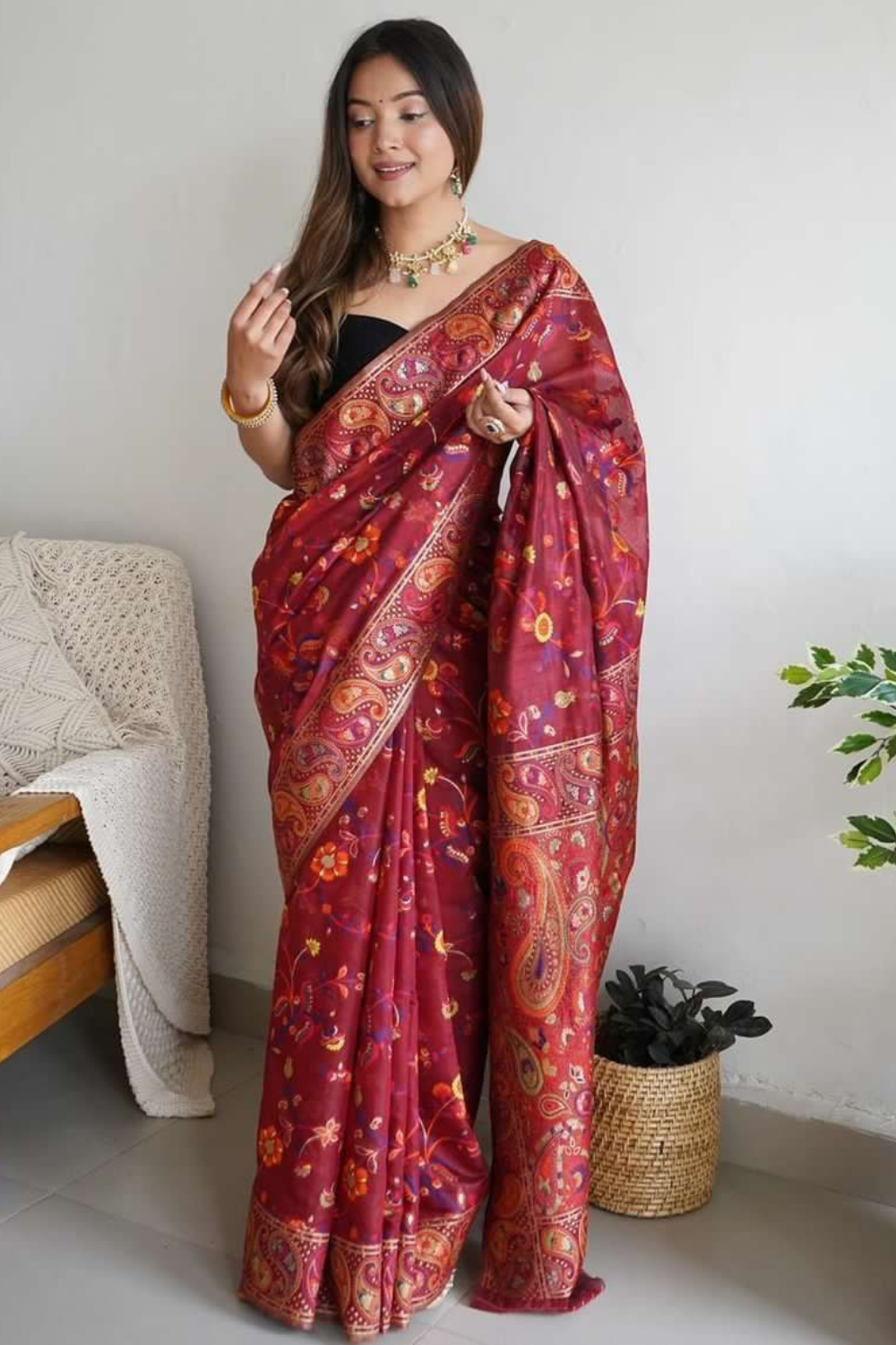 Original Kashmiri Pashmina Pure Silk Black Saree Online Shopping India –  Sunasa