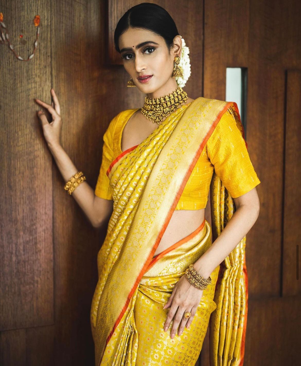 Trisha wearing Paaprika for Ponniyin Selvan 2 promotions in 2023 :  r/BollywoodFashion