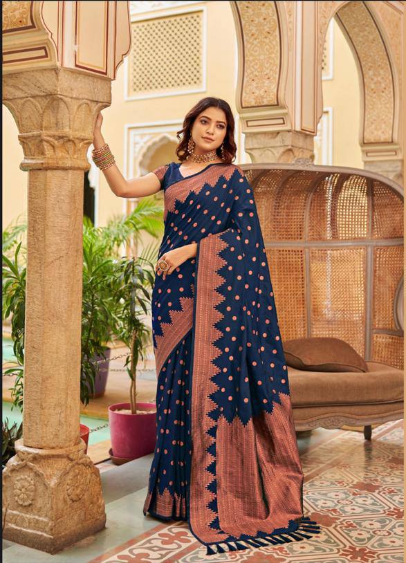 Maruti Casal Blue Soft Silk Saree With Adorable Blouse Piece – Zariknyaa