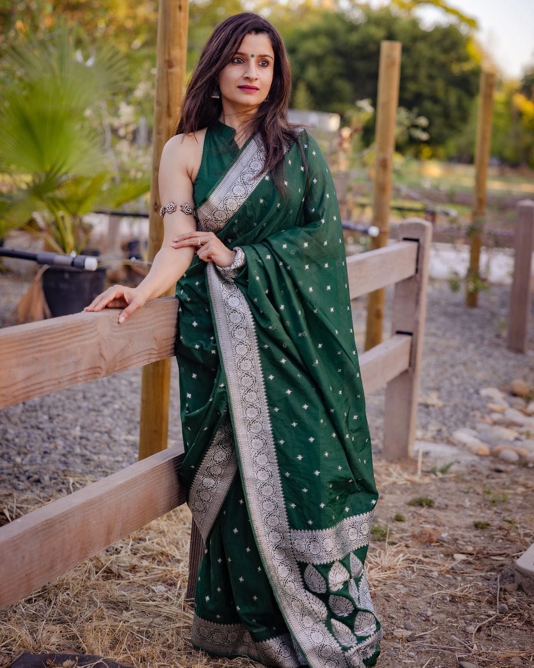 Shop Mehendi Green Embroidered Mysore Silk Sari Online| Cream Blouse – Pure  Elegance