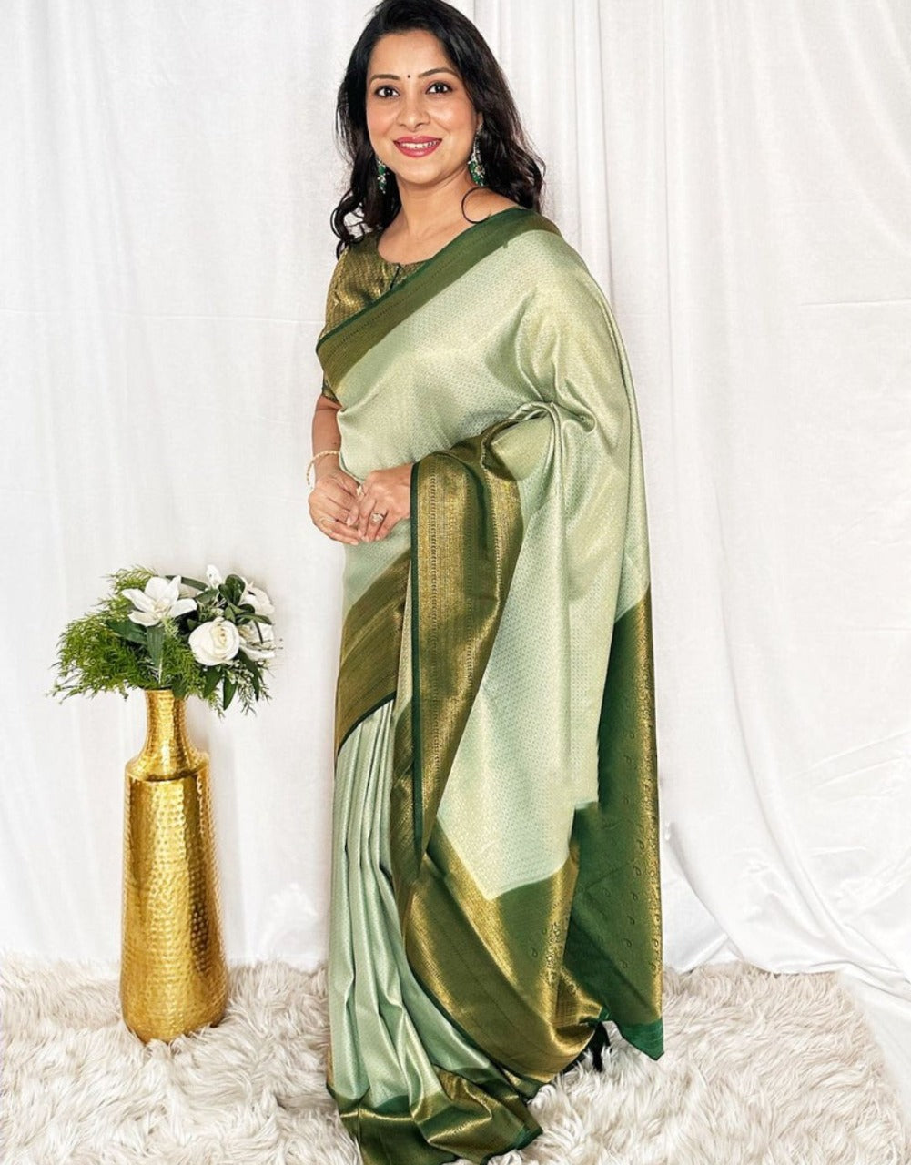 HENI PISTA TRADITIONAL KANCHI SOFT SILK SARI WITH ATTACHED BLOUSE